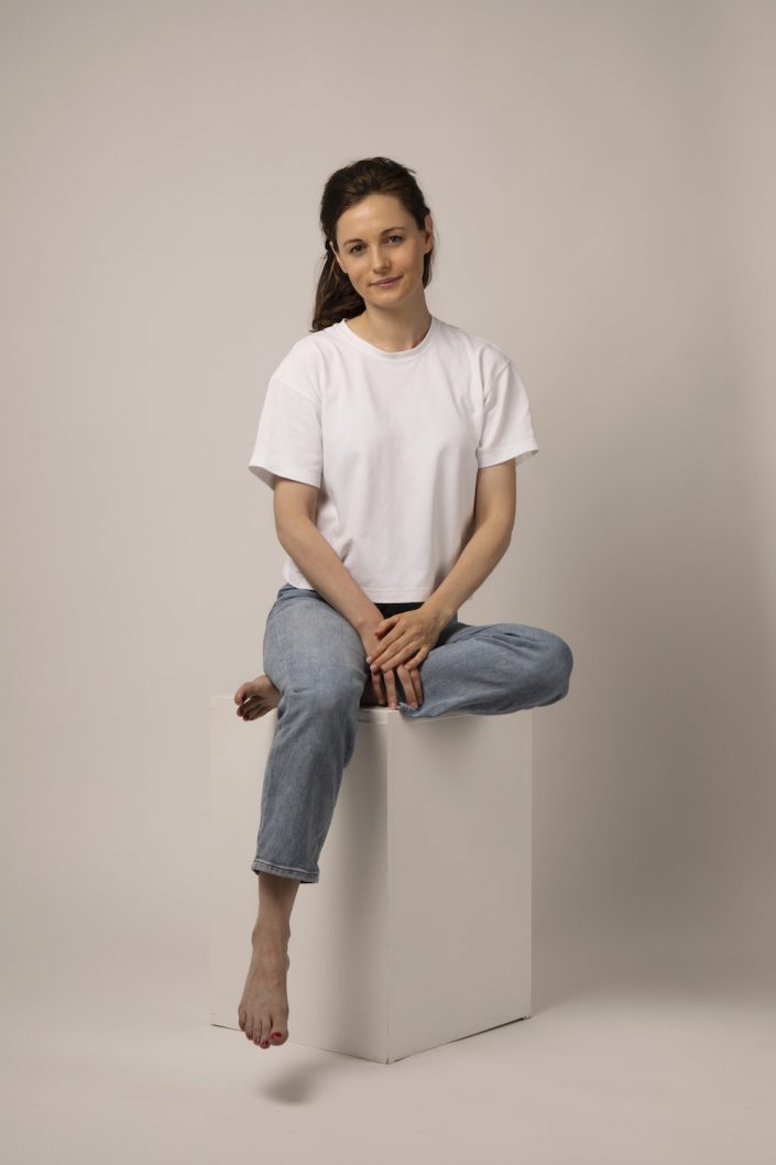 portrait-personnel-femme-studio-photo