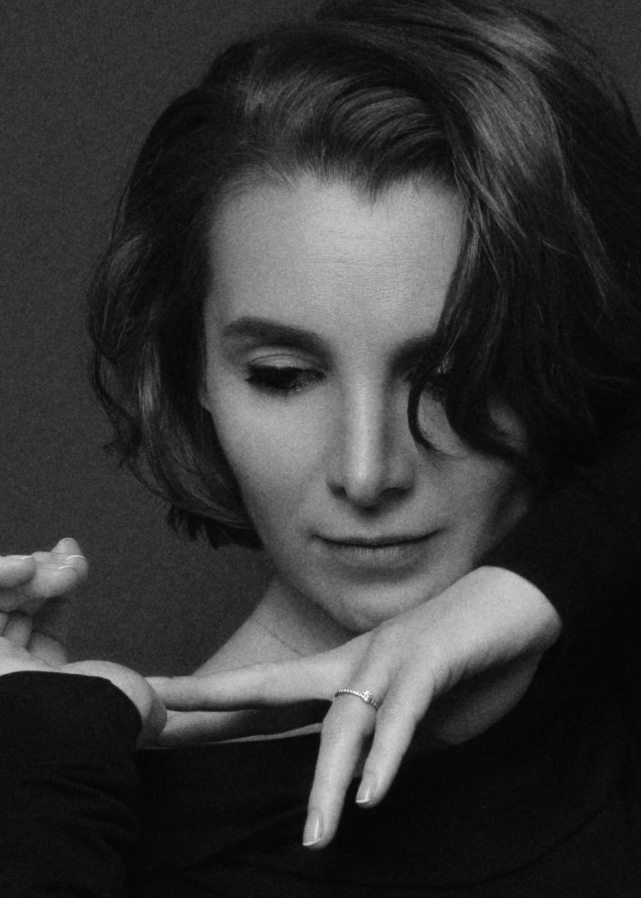 photographe-portrait-studio-paris-mode-noir-et-blanc IMG_3871 copie